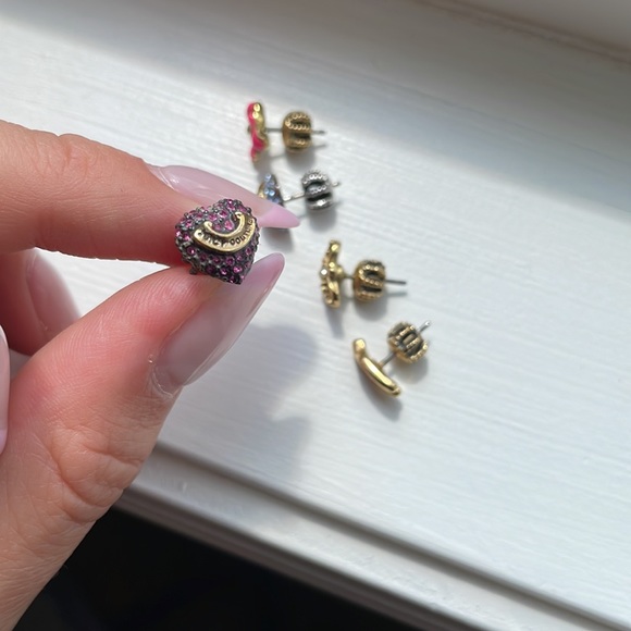 Adorable Juicy couture earring set! - Picture 7 of 7